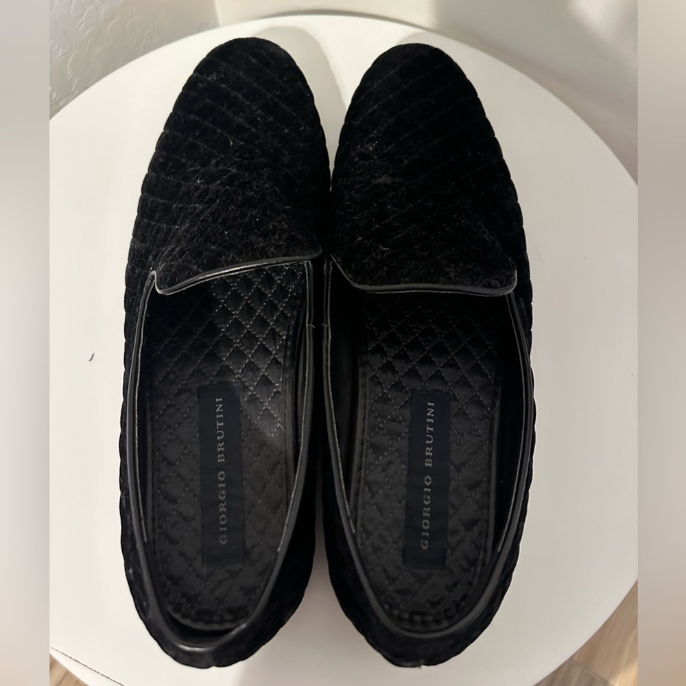 Men’s suede loafers
